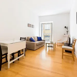 the-trendy-prince-lisbon-apartment-1200-139.hotels-lisbon-portugal.com/