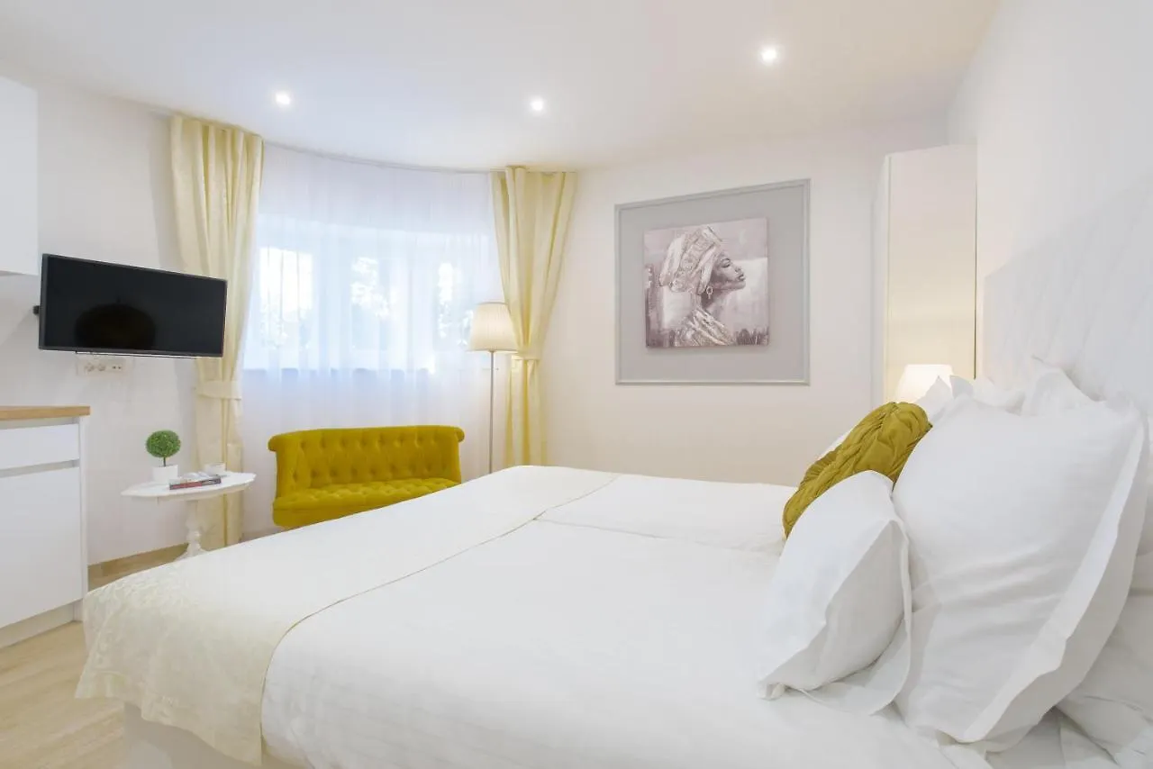Best location Apartments Split 0*,  Croatie